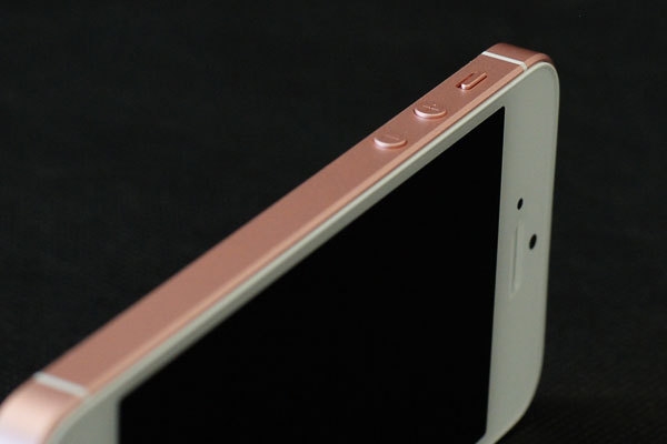 iPhoneSE VS iPhone6S 苹果手机性能大测试