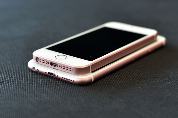 iPhoneSE VS iPhone6S 苹果手机性能大测试