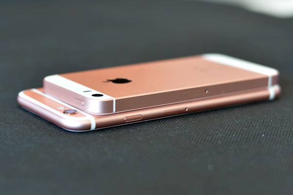 iPhoneSE VS iPhone6S 苹果手机性能大测试