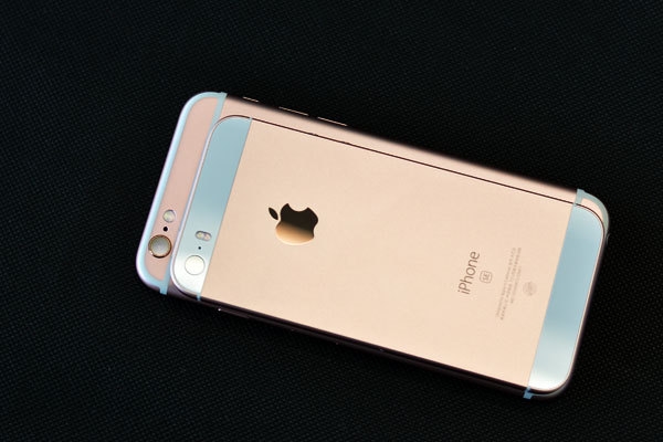 iPhoneSE VS iPhone6S 苹果手机性能大测试