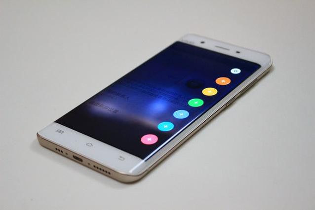 vivo Xplay5上手测评：智慧引擎！唯快不破！