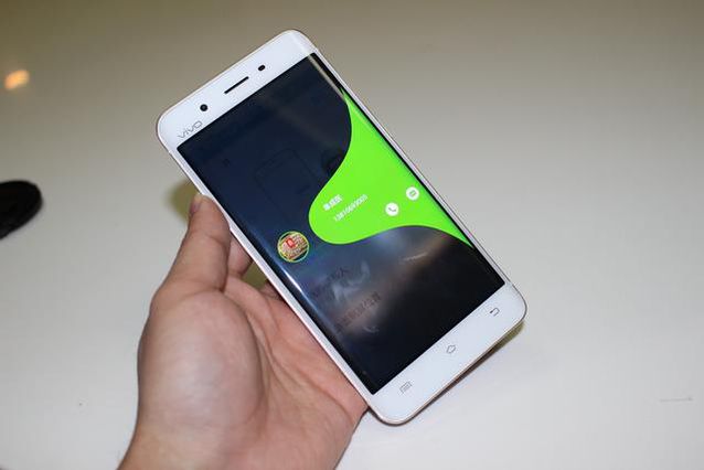 vivo Xplay5上手测评：智慧引擎！唯快不破！