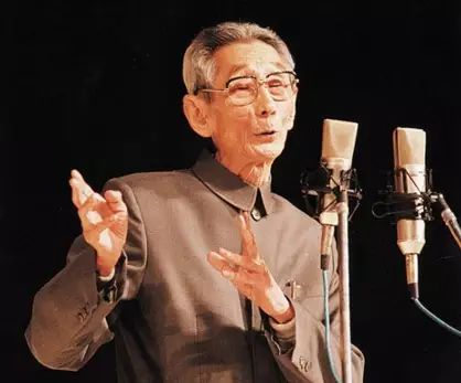 Papi酱之殇，是广电总局所为还是罗振宇资本所致？